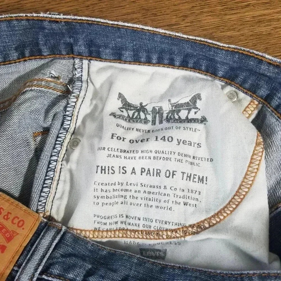 Levis Strauss & CO 550 Men's Denim Blue Jeans Sz W44/L30 - Picture 8 of 9